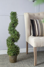 Artificial Spiral Boxwood Tree with Spiral Design - Green Leaves