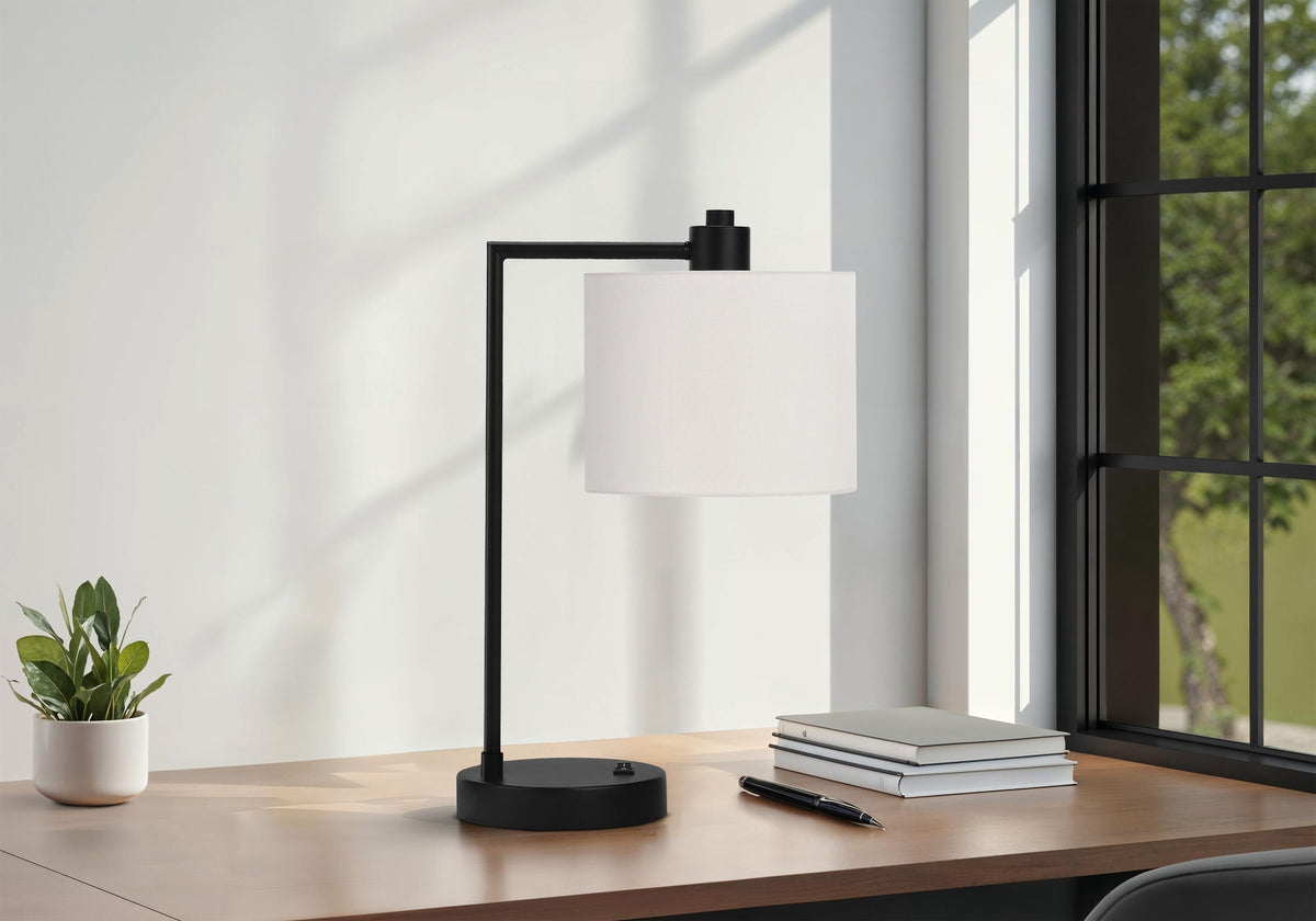 Modern Table Lamp with USB Port - Black / Cream